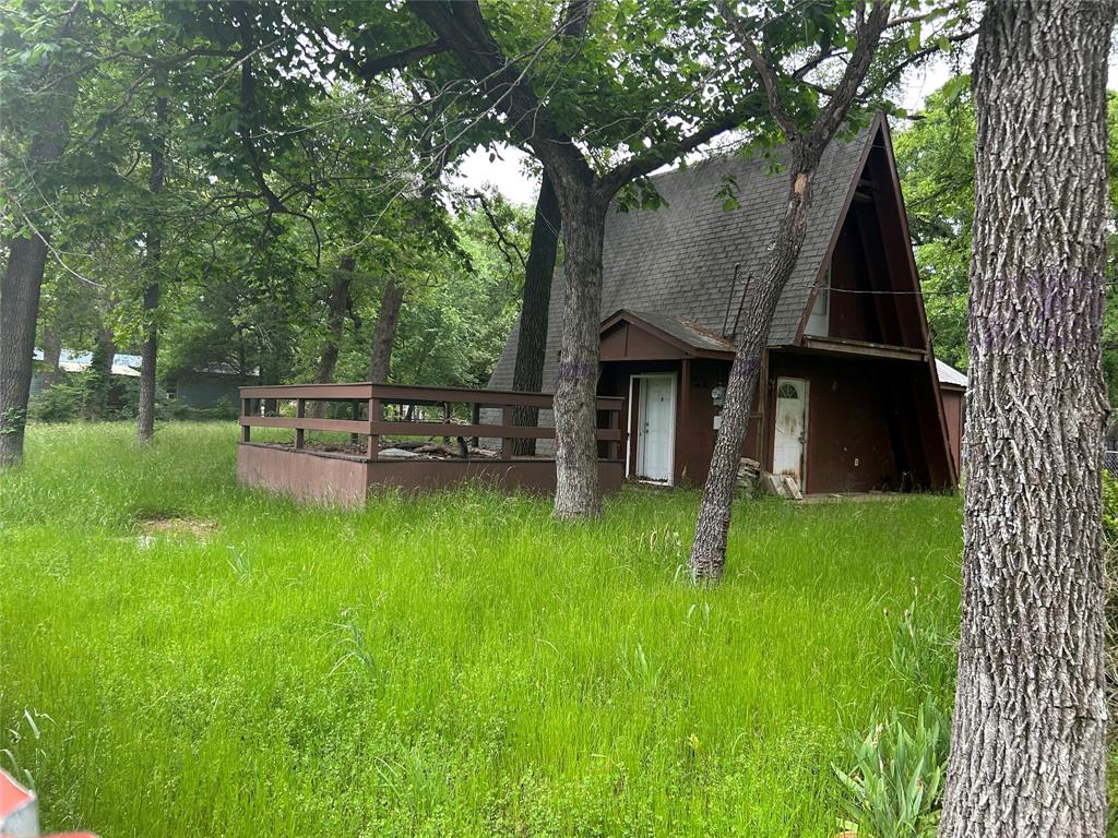 207 Woody Drive Property Photo 1