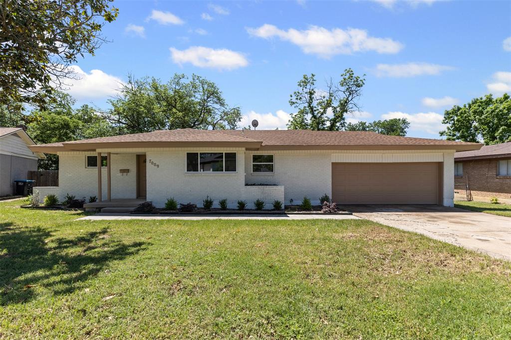 7009 Overhill Road Property Photo 1