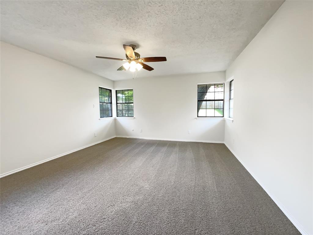 1305 Egyptian Way Property Photo 5