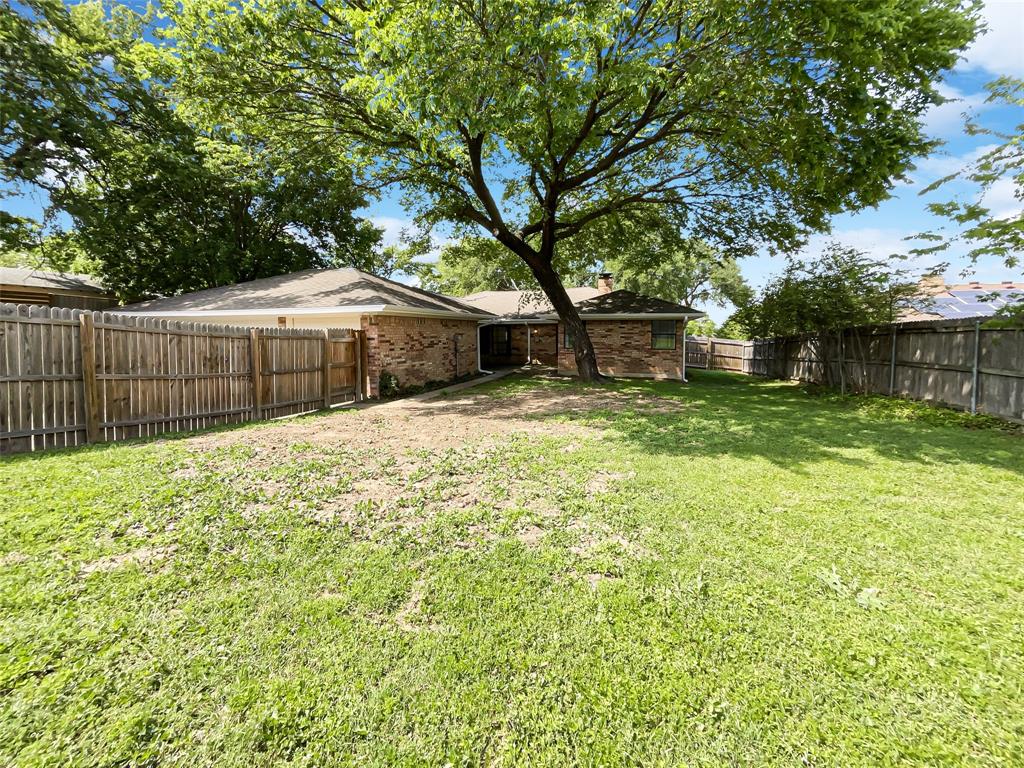 1305 Egyptian Way Property Photo 8