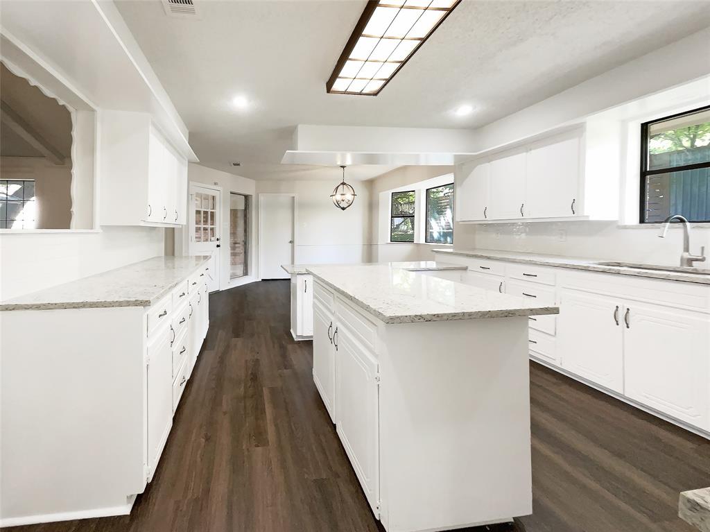 1305 Egyptian Way Property Photo 10