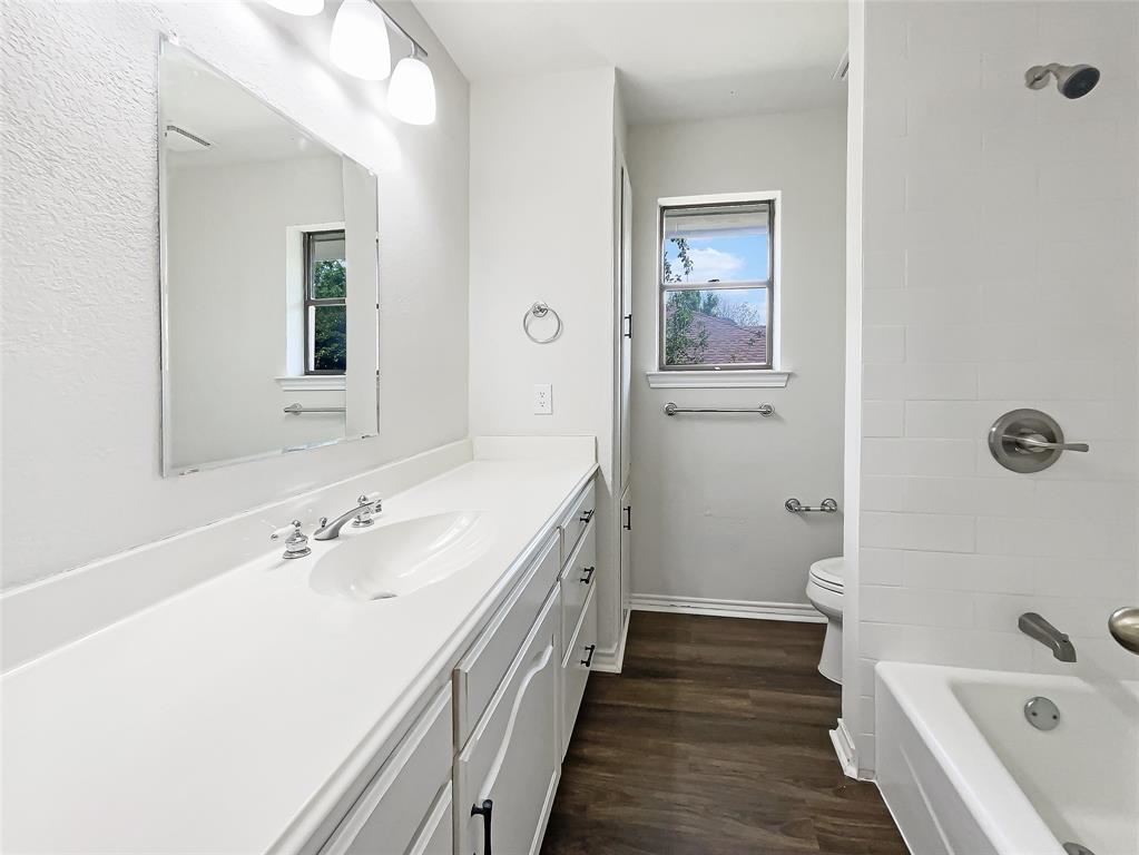 1305 Egyptian Way Property Photo 14