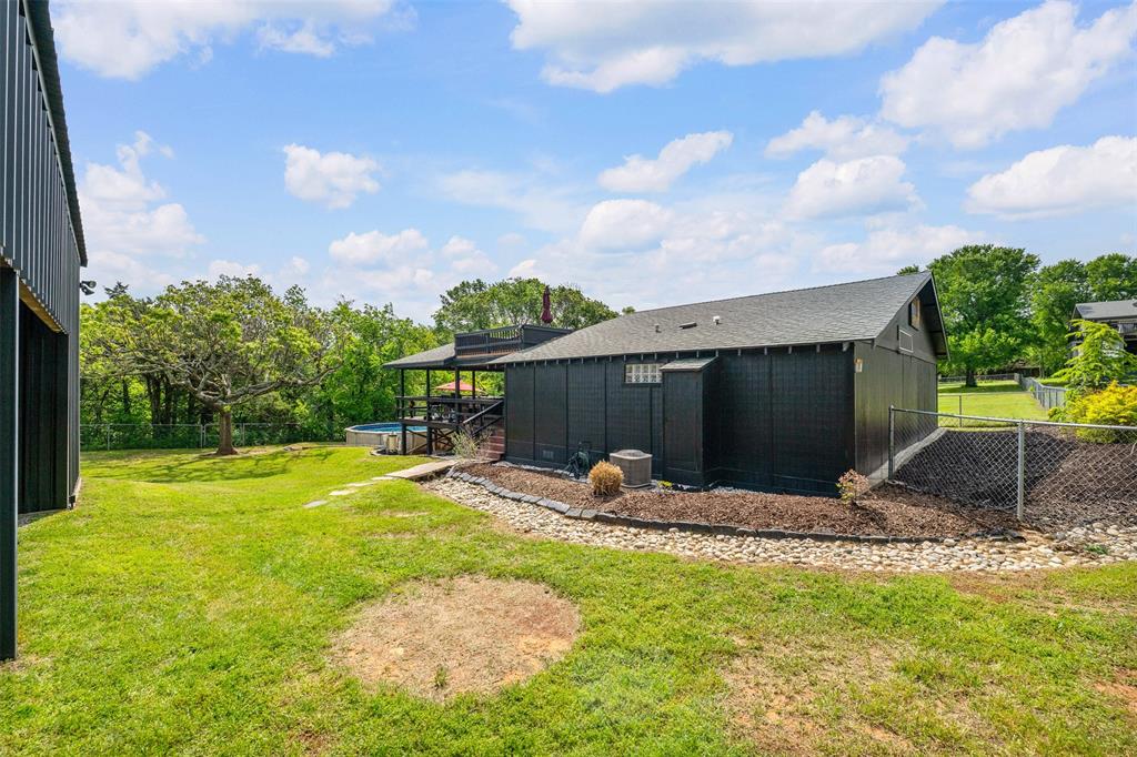 125 Erin Drive Property Photo 7