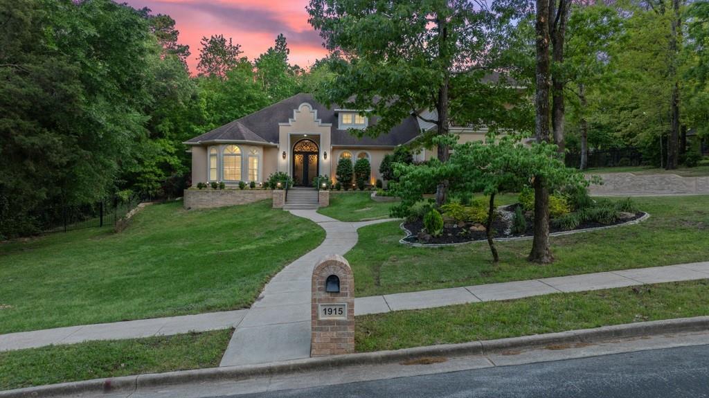 1915 Stoneleaf Drive Property Photo
