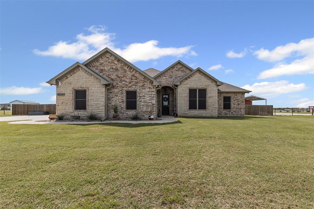 2210 County Road 1104 Property Photo