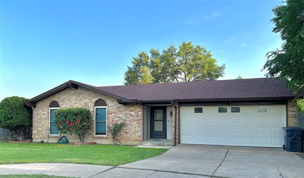 1000 Whippoorwill Court Property Photo