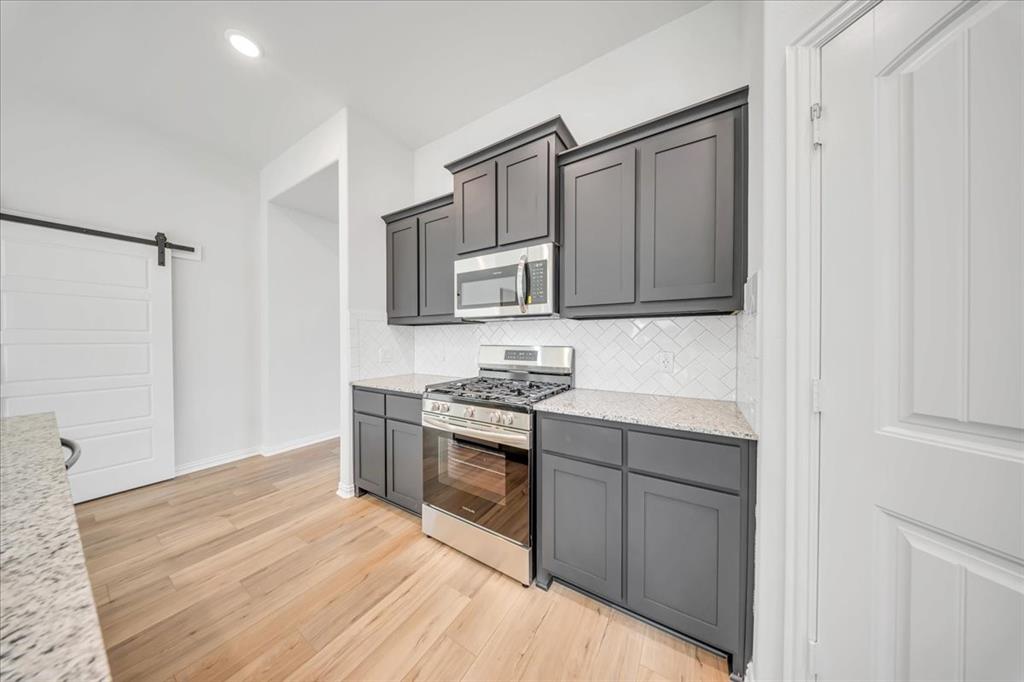 3515 Columbus Street Property Photo 10