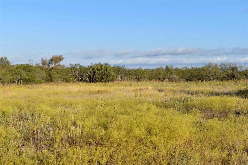 2055 472 Property Photo