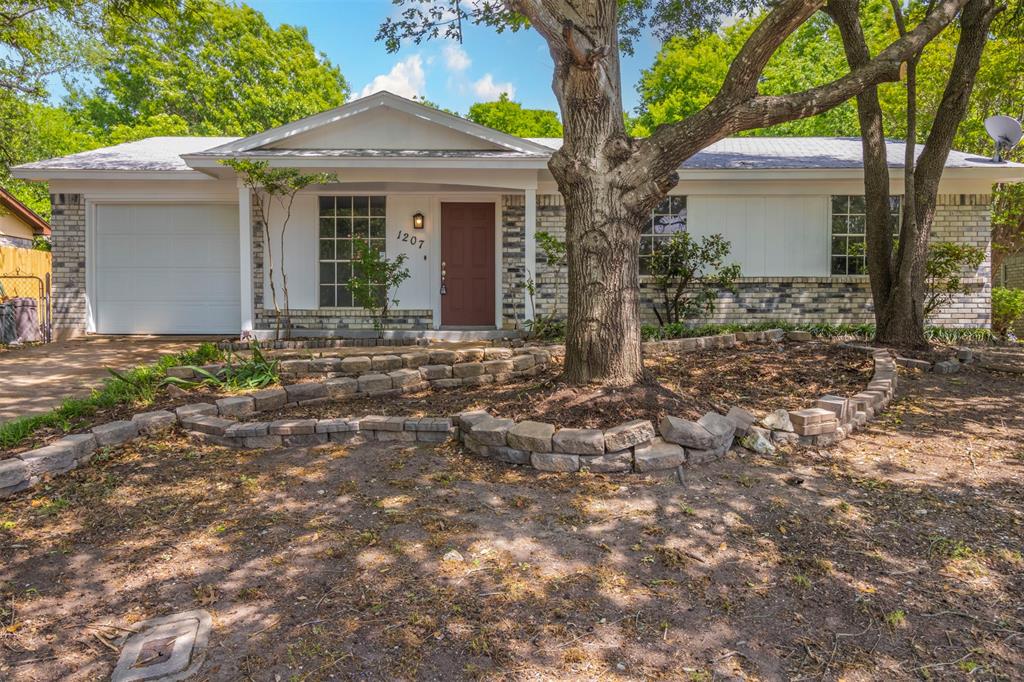 1207 Neptune Drive Property Photo