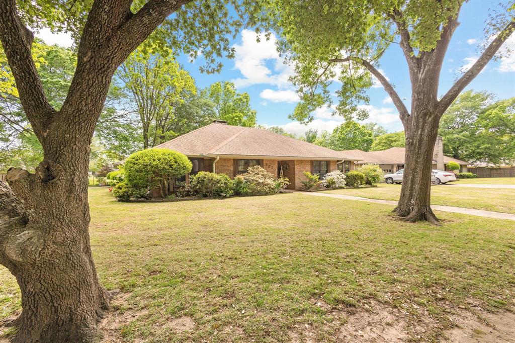 3920 Morningside Drive Property Photo