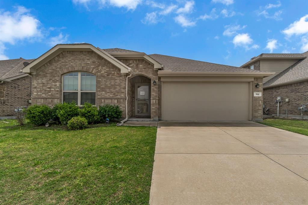 702 Grassland Way Property Photo 1