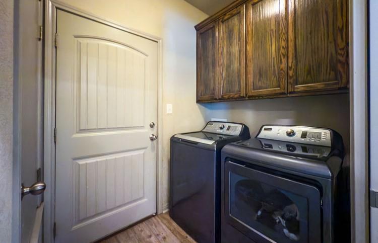 310 N Bermuda Street Property Photo 28