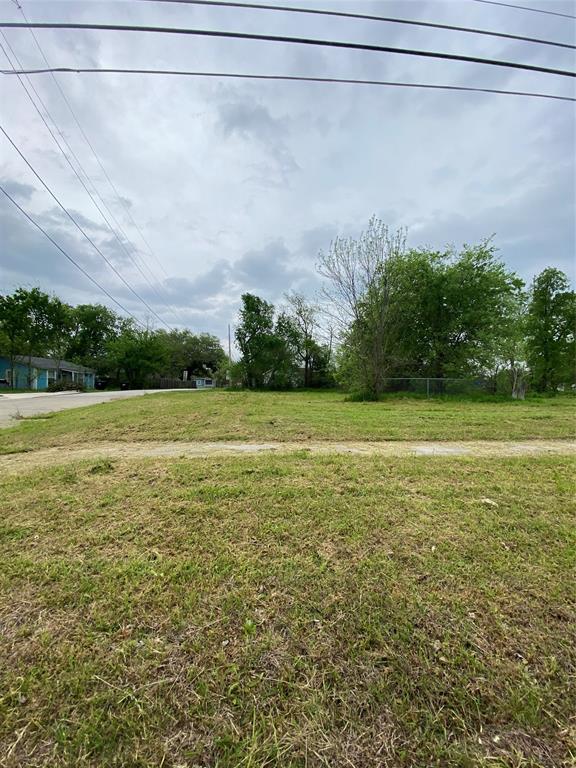 2101 College Street Property Photo 2