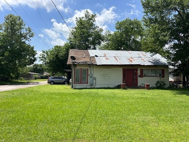 620 Elm Street Property Photo