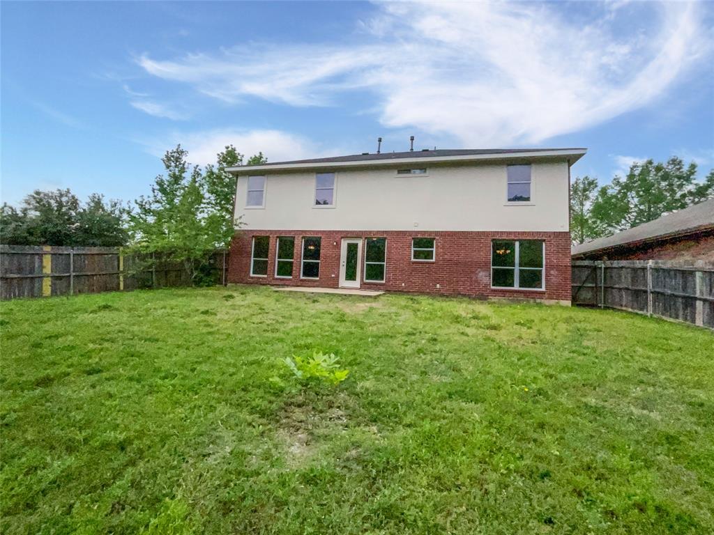 4981 Kingfisher Lane Property Photo 8