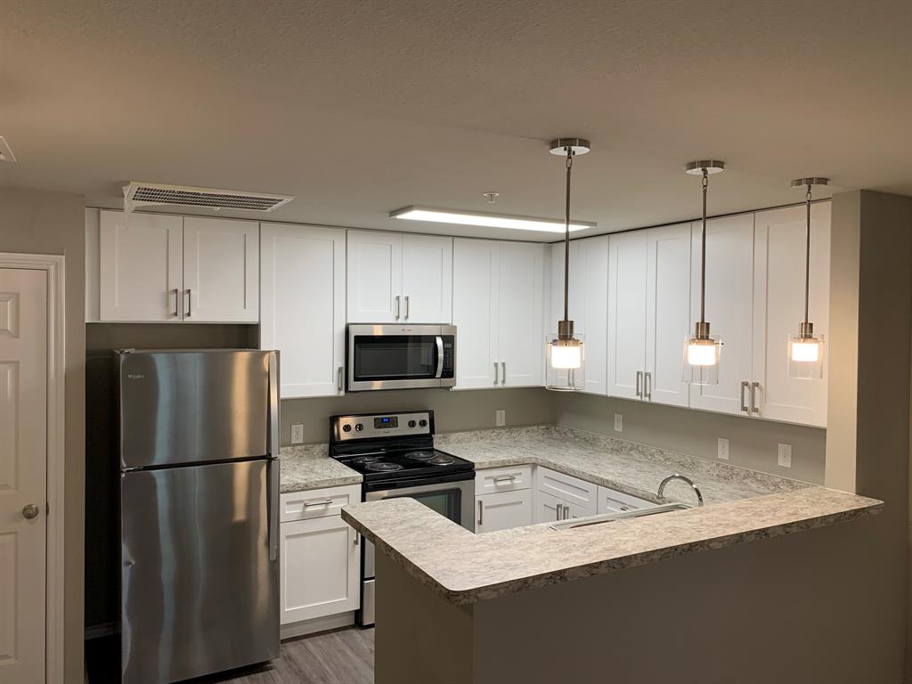 6108 Abrams Road 512 Property Photo 1