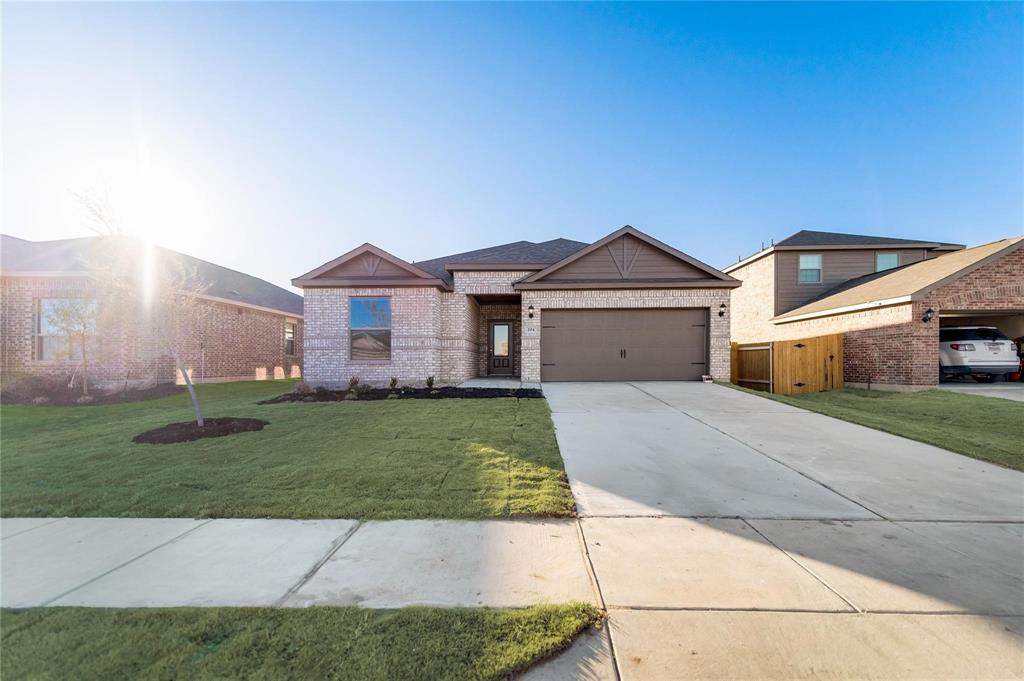 204 Lake Ridge Drive Property Photo