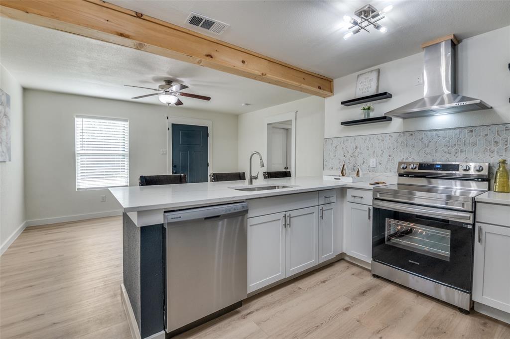 507 Ne 35th Street Property Photo 1