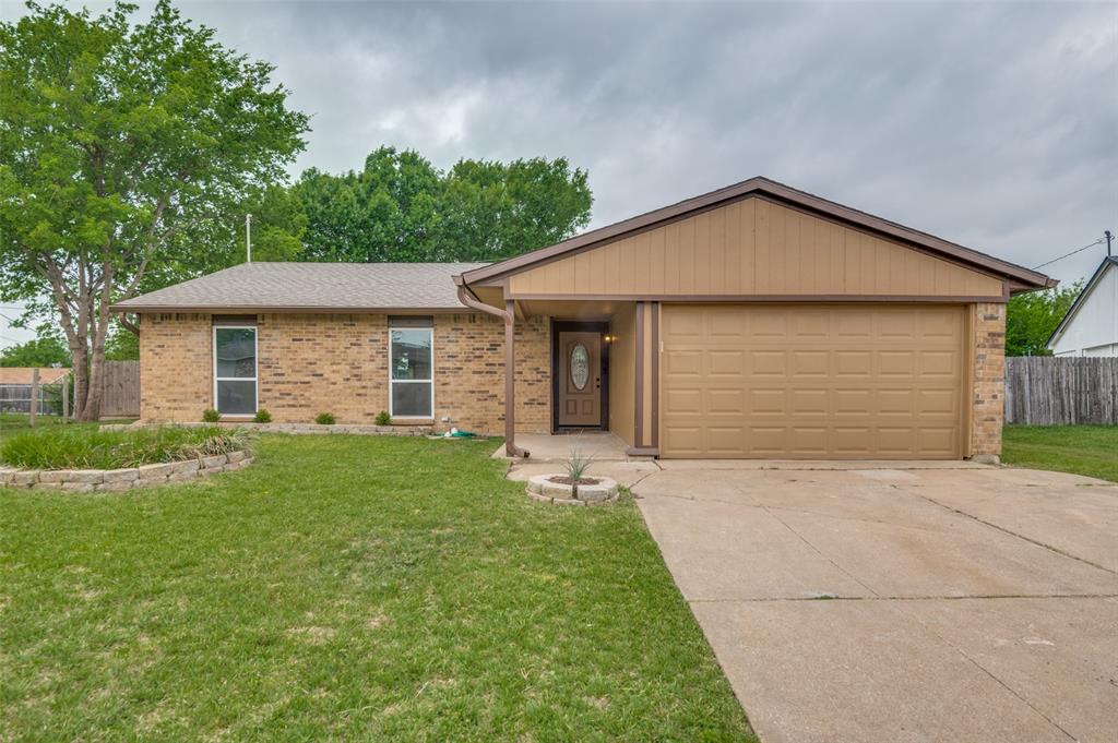829 Lawndale Drive Property Photo