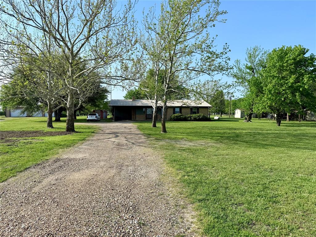 2152 E State Highway 56 Property Photo