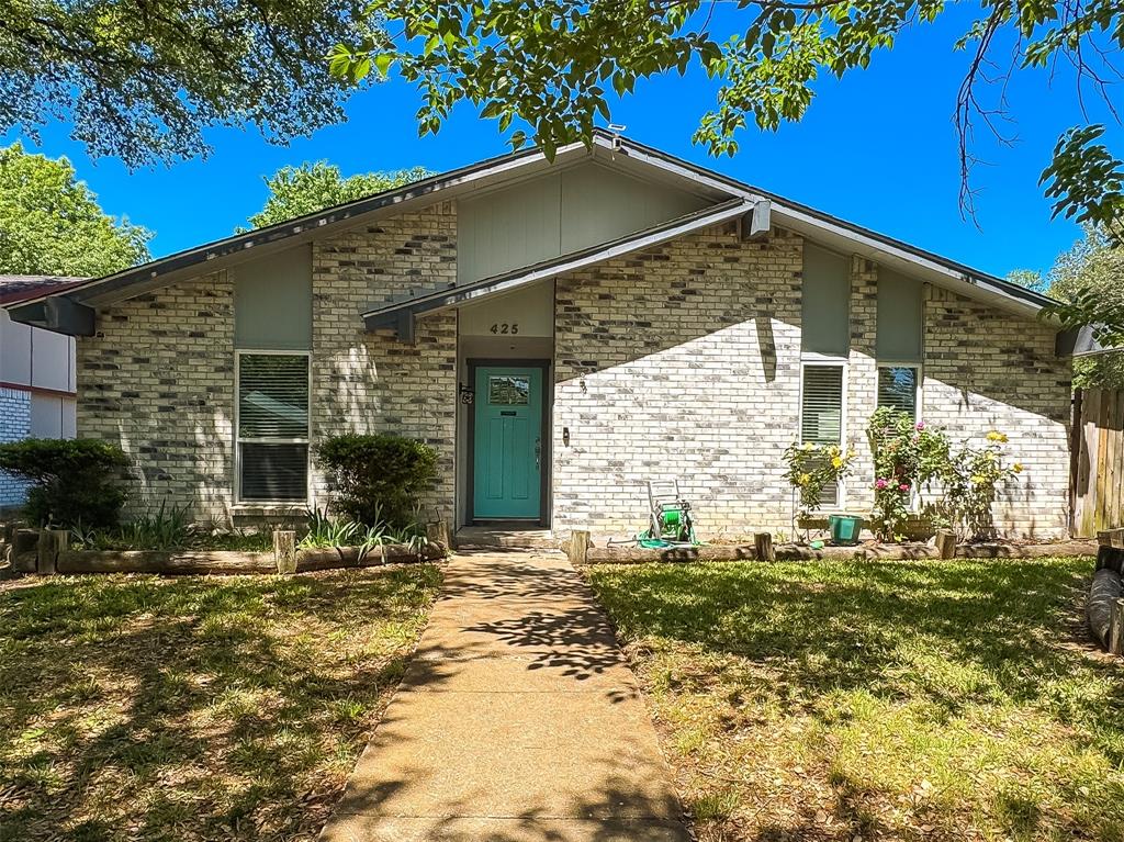 425 Solitude Drive Property Photo