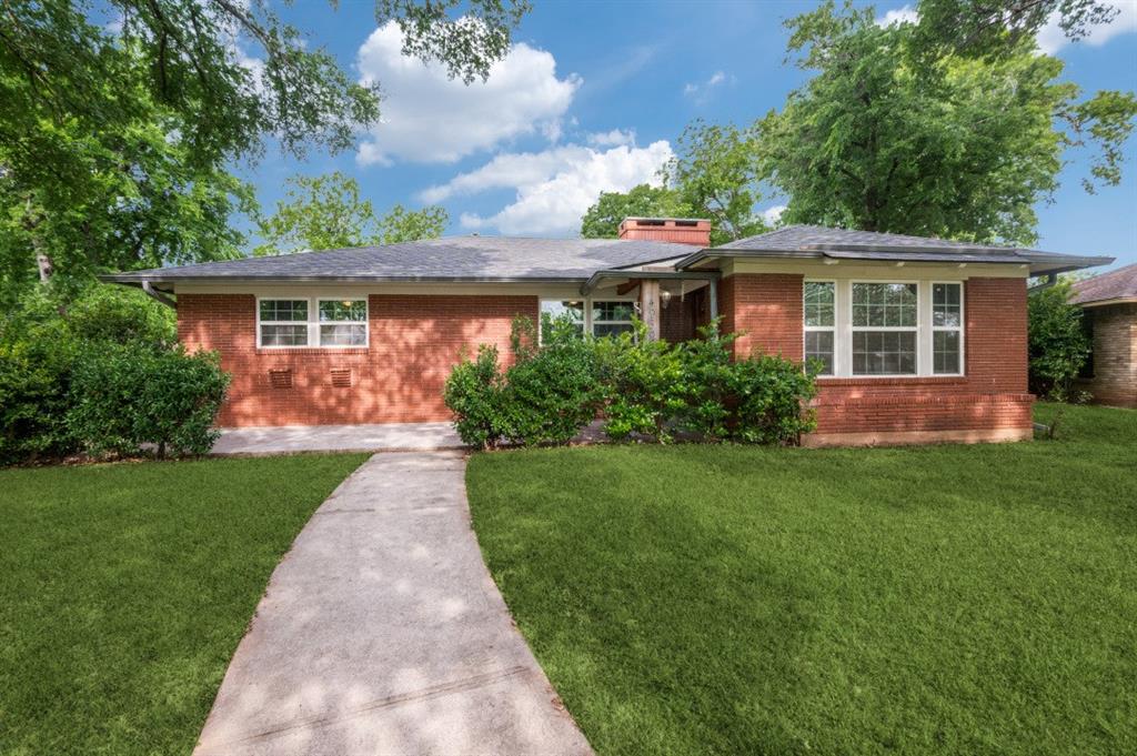 4939 Clear Creek Road Property Photo