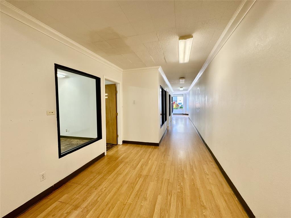 600 Main Street Property Photo 7