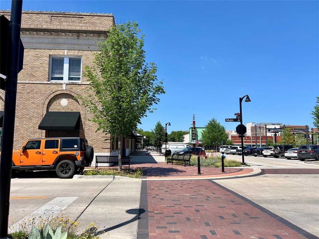 600 Main Street Property Photo 8