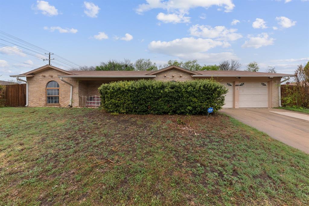 608 Allen Street Property Photo
