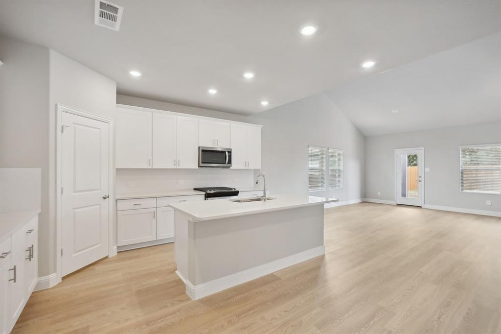 2314 Lone Star Lane Property Photo