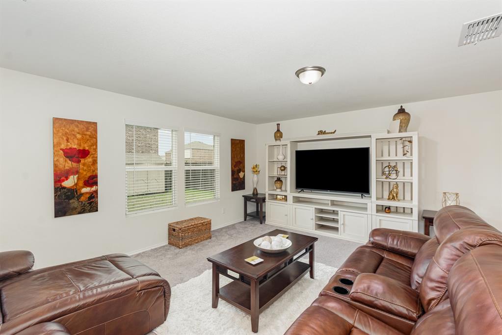 1728 Ackerly Drive Property Photo 3