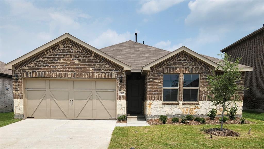 2307 Rosebriar Street Property Photo