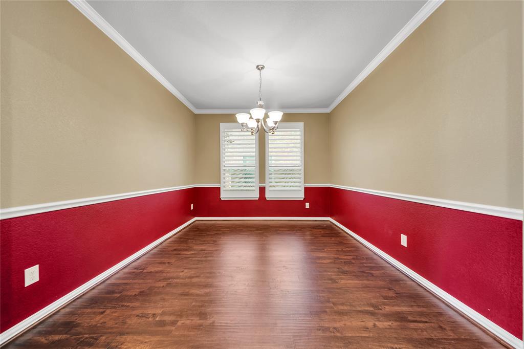 186 Balfour Drive Property Photo 11