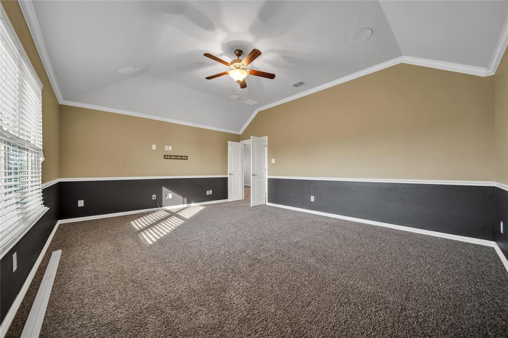 186 Balfour Drive Property Photo 21