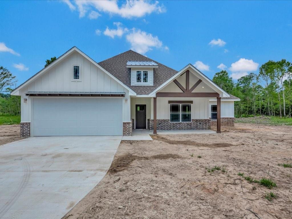323 Schoolcraft Road Property Photo