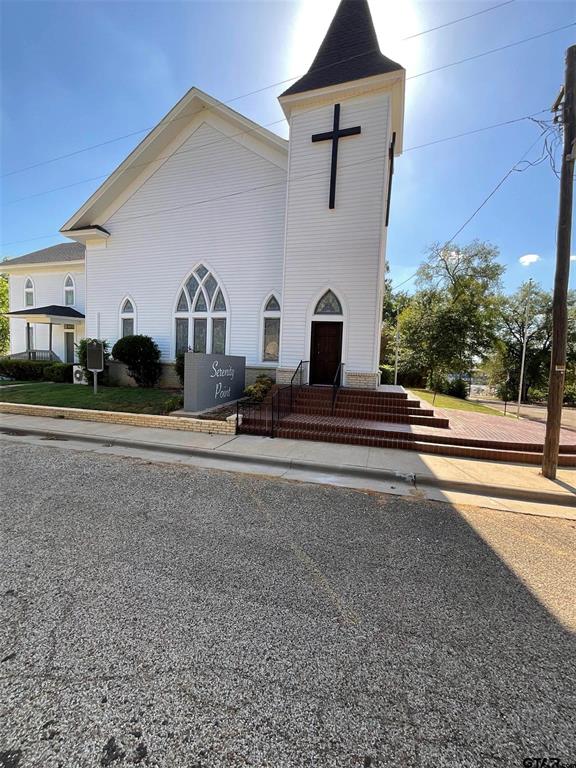 201 Carolina Property Photo