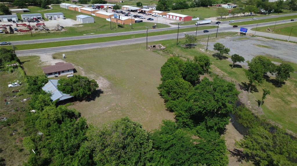 2301 Mineral Wells Highway Property Photo 5