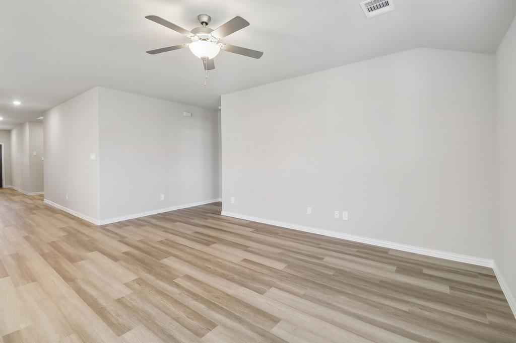 605 Ezra Lane Property Photo 10