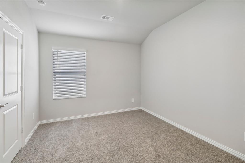 605 Ezra Lane Property Photo 16