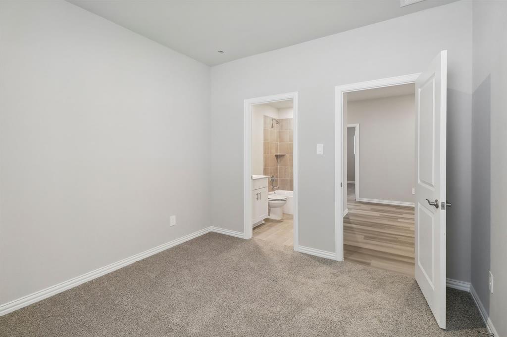 605 Ezra Lane Property Photo 17