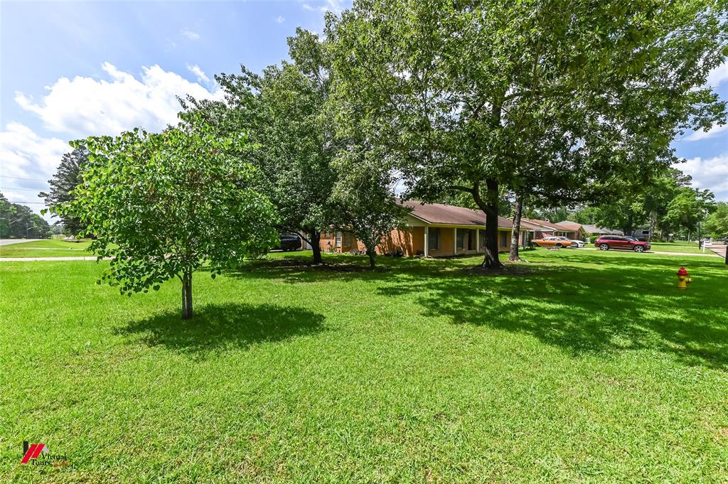 9820 Hillsboro Drive Property Photo