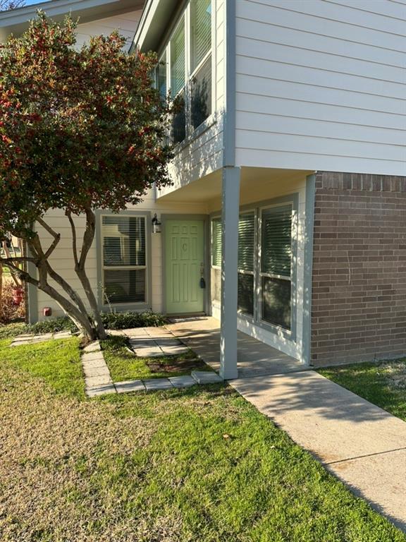 2717 Meadow Park Drive Property Photo