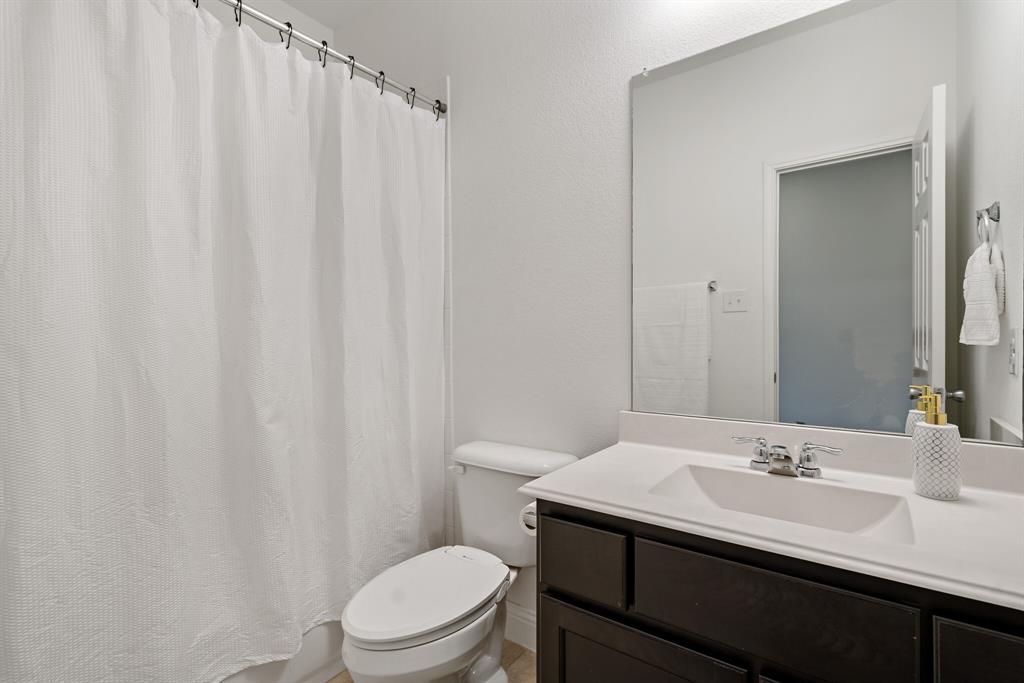 1209 Roadrunner Drive Property Photo 7