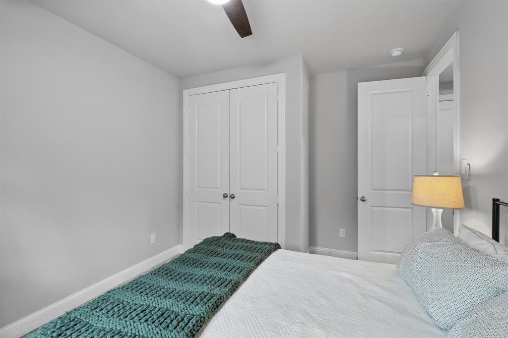 2460 Merriweather Lane Property Photo 9
