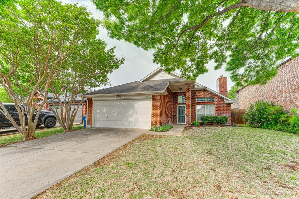 1802 Sunflower Lane Property Photo