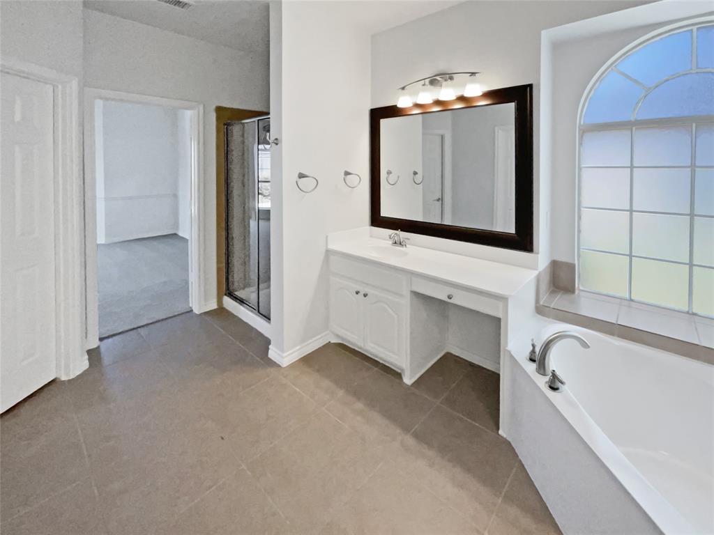 2625 Old Stables Drive Property Photo 10