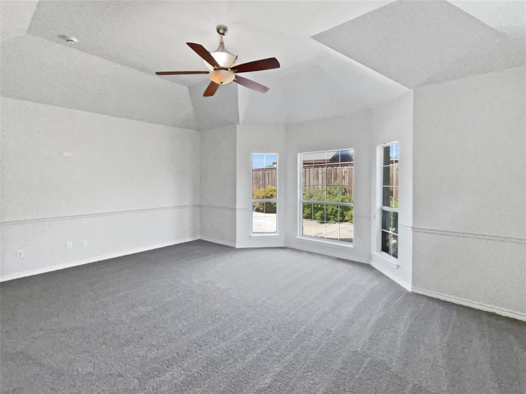 2625 Old Stables Drive Property Photo 11