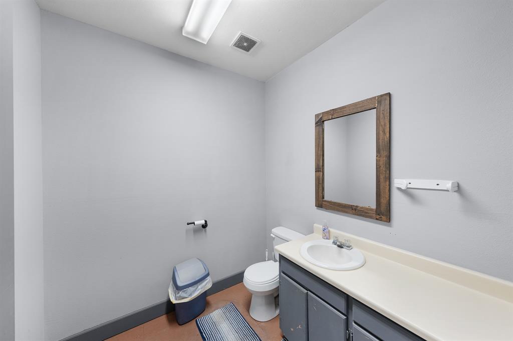 14733 Texas Highway 11 Property Photo 16