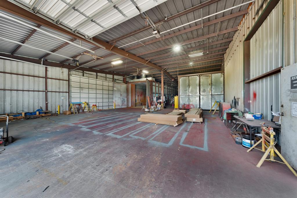 14733 Texas Highway 11 Property Photo 23
