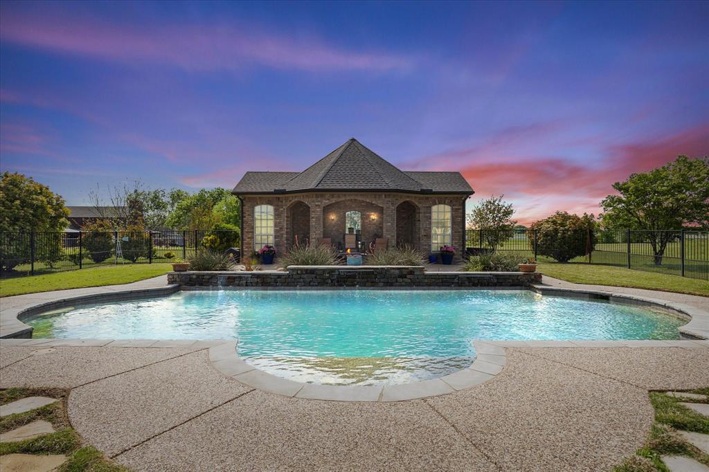 992 Anna Cade Road Property Photo